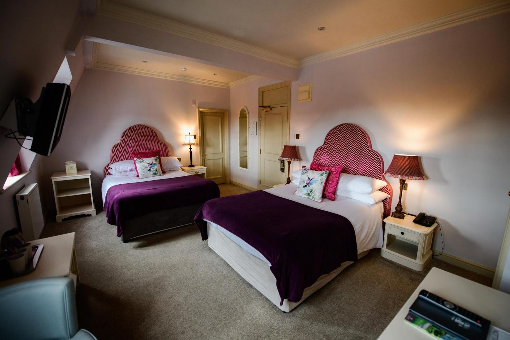 Ye Olde Bell Hotel & Spa Retford Exterior photo